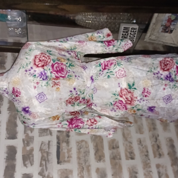 L.A. Intimates Robe - Picture 4 of 7